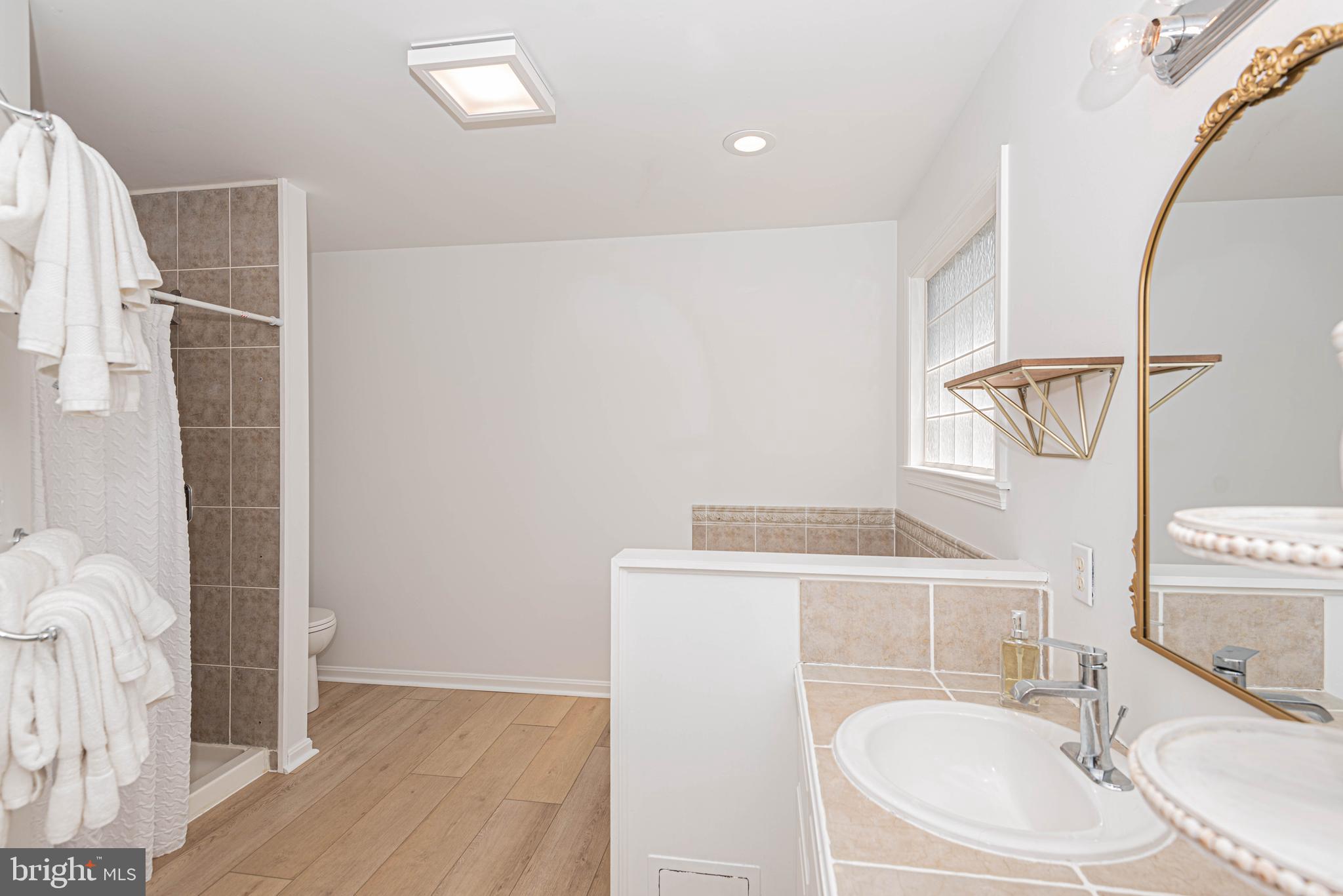 BURLEY HEIGHTS - Residential