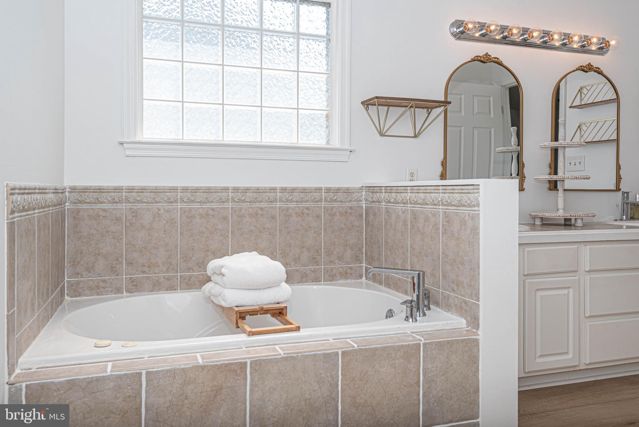 BURLEY HEIGHTS - Residential