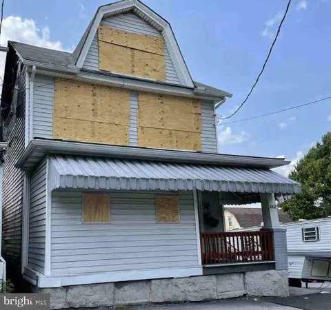 1002 3rd Avenue, Altoona, PA MLS: PABR2015520