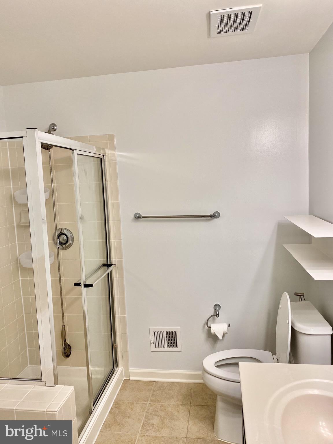 POTOMAC CLUB - Residential Lease