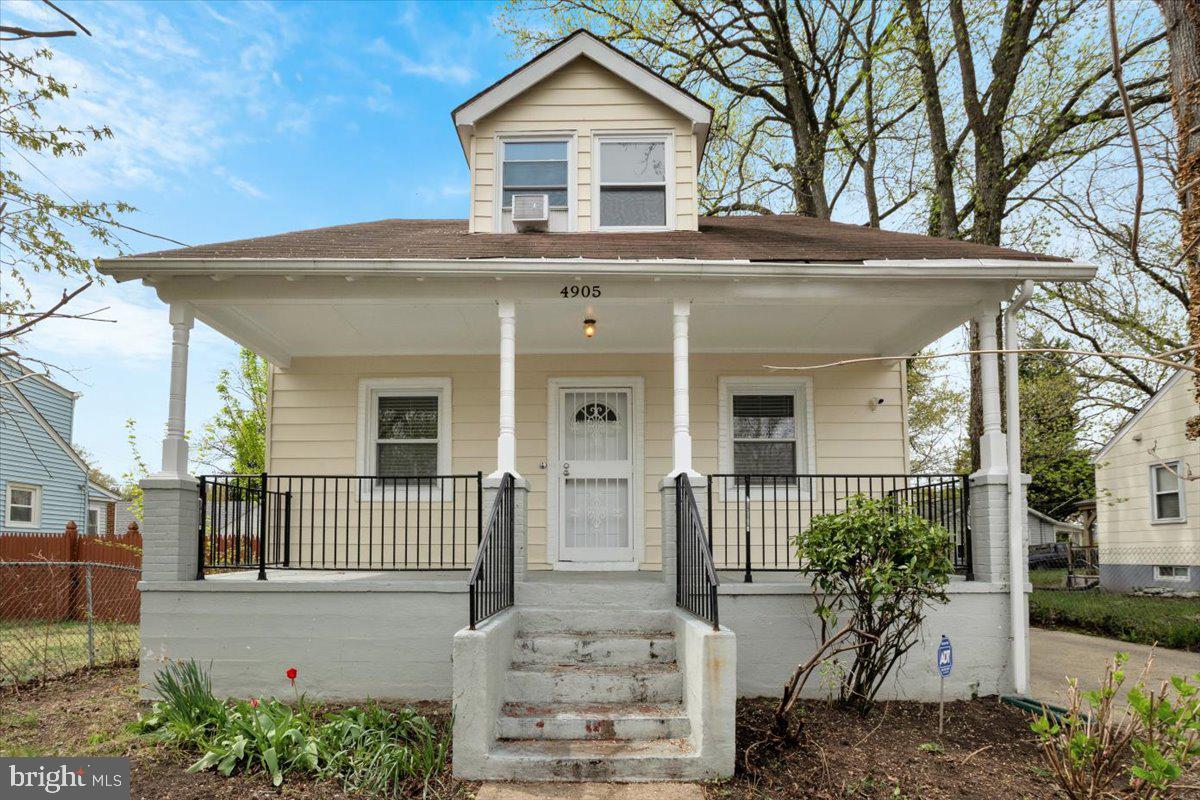 GREATER CAPITOL HEIGHTS - Residential