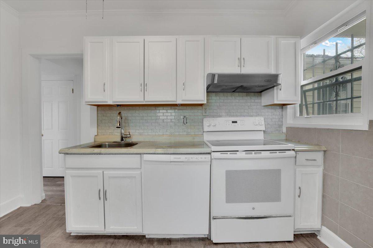 GREATER CAPITOL HEIGHTS - Residential