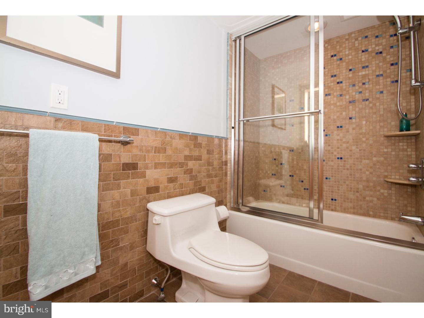 SOCIETY HILL - Residential