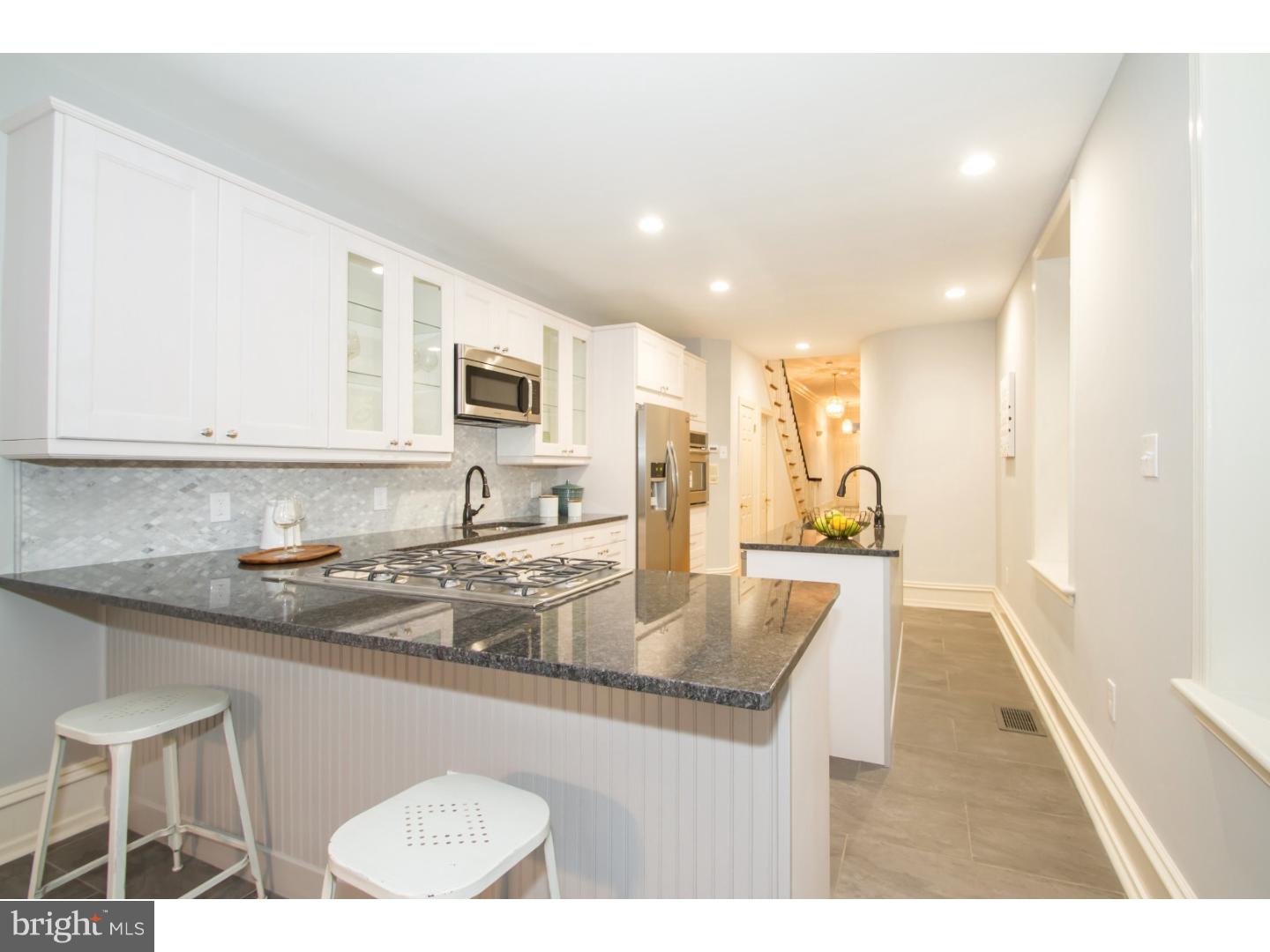 SOCIETY HILL - Residential