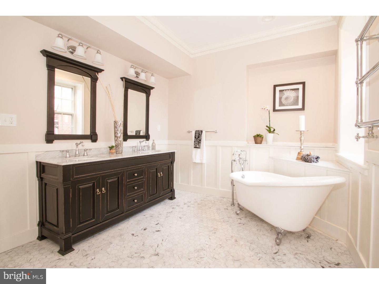 SOCIETY HILL - Residential