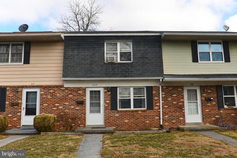 BATTLETOWN - Residential Lease