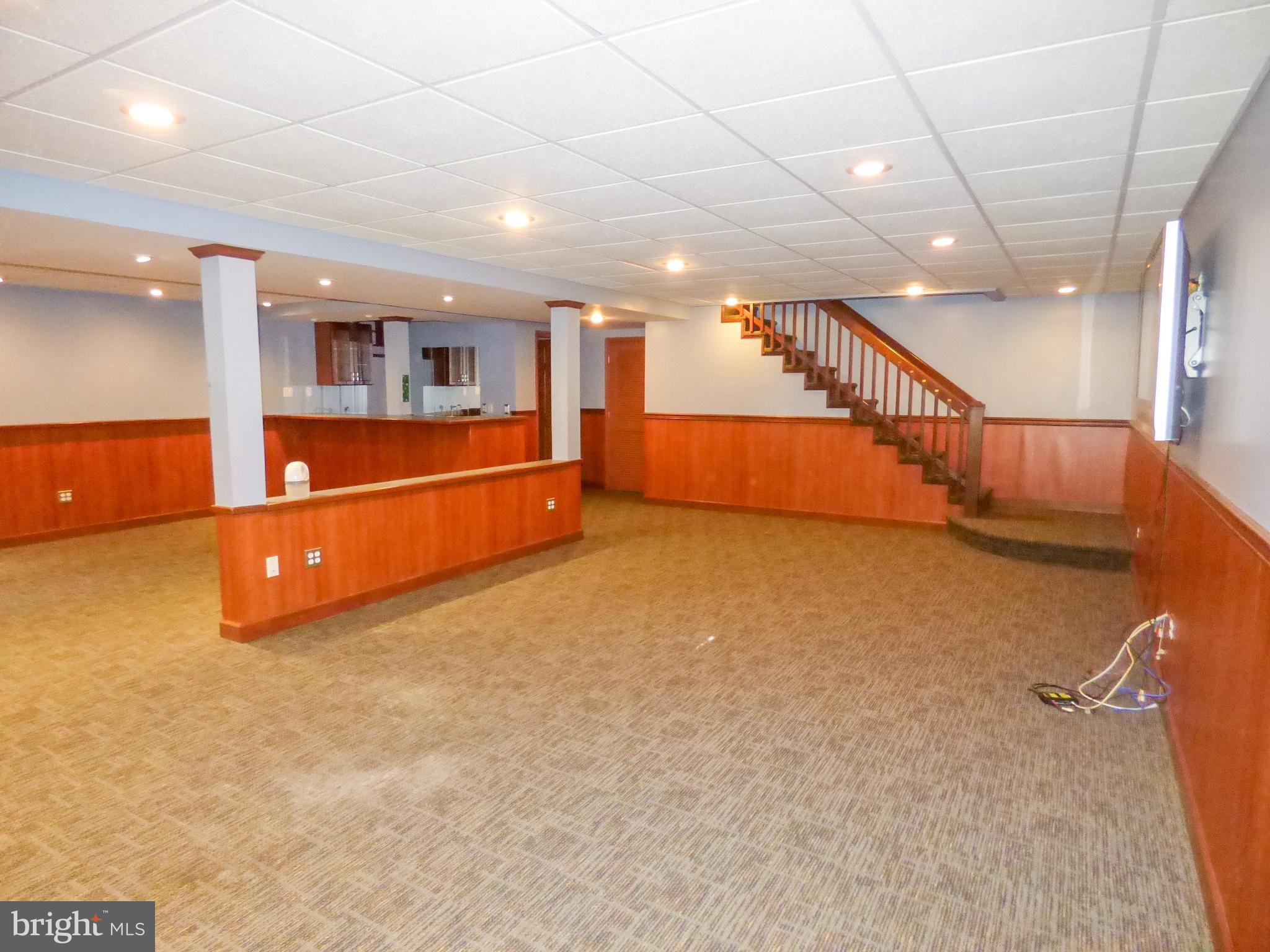 ARLINGTON WEST - Residential