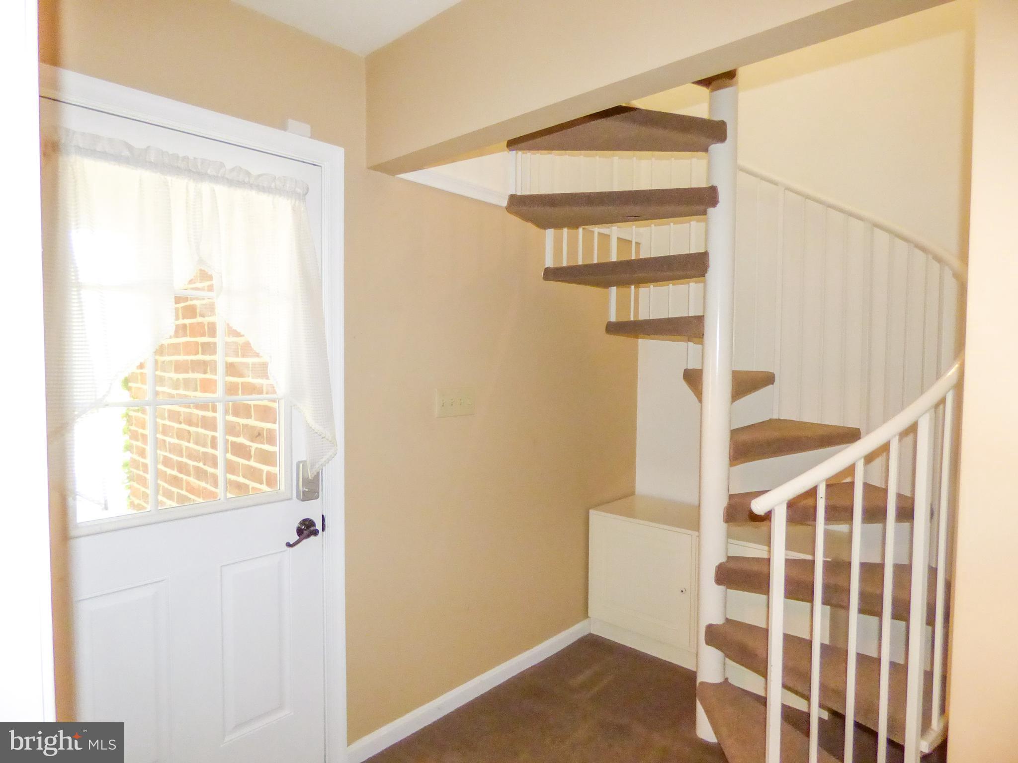 ARLINGTON WEST - Residential