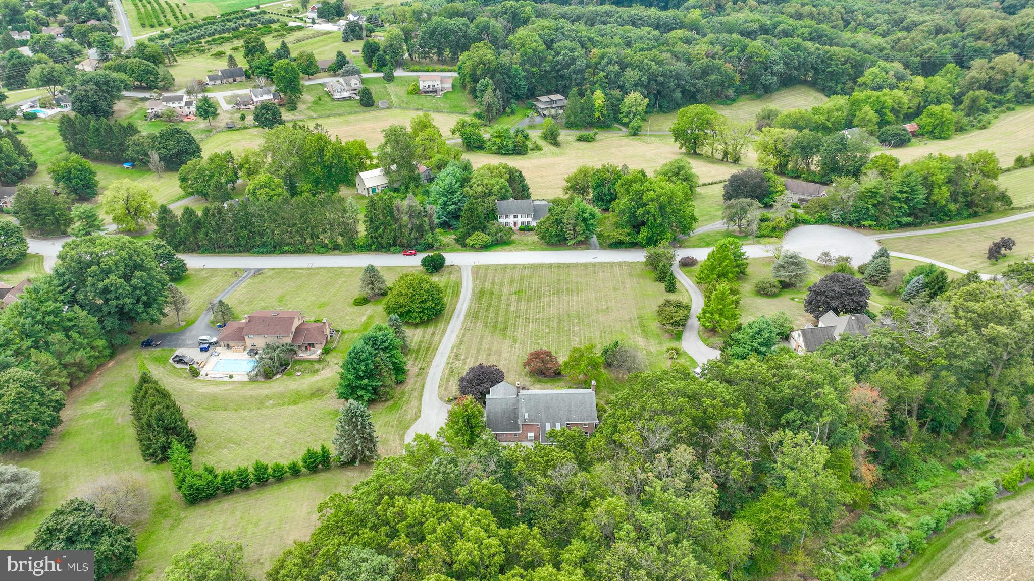 ARLINGTON WEST - Residential