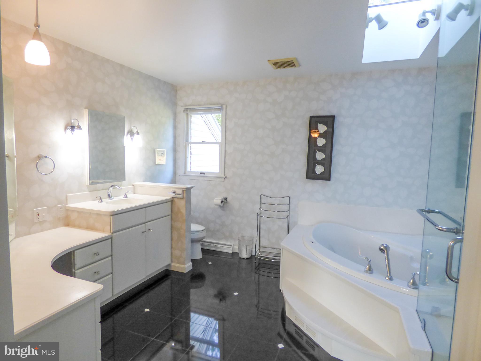 ARLINGTON WEST - Residential