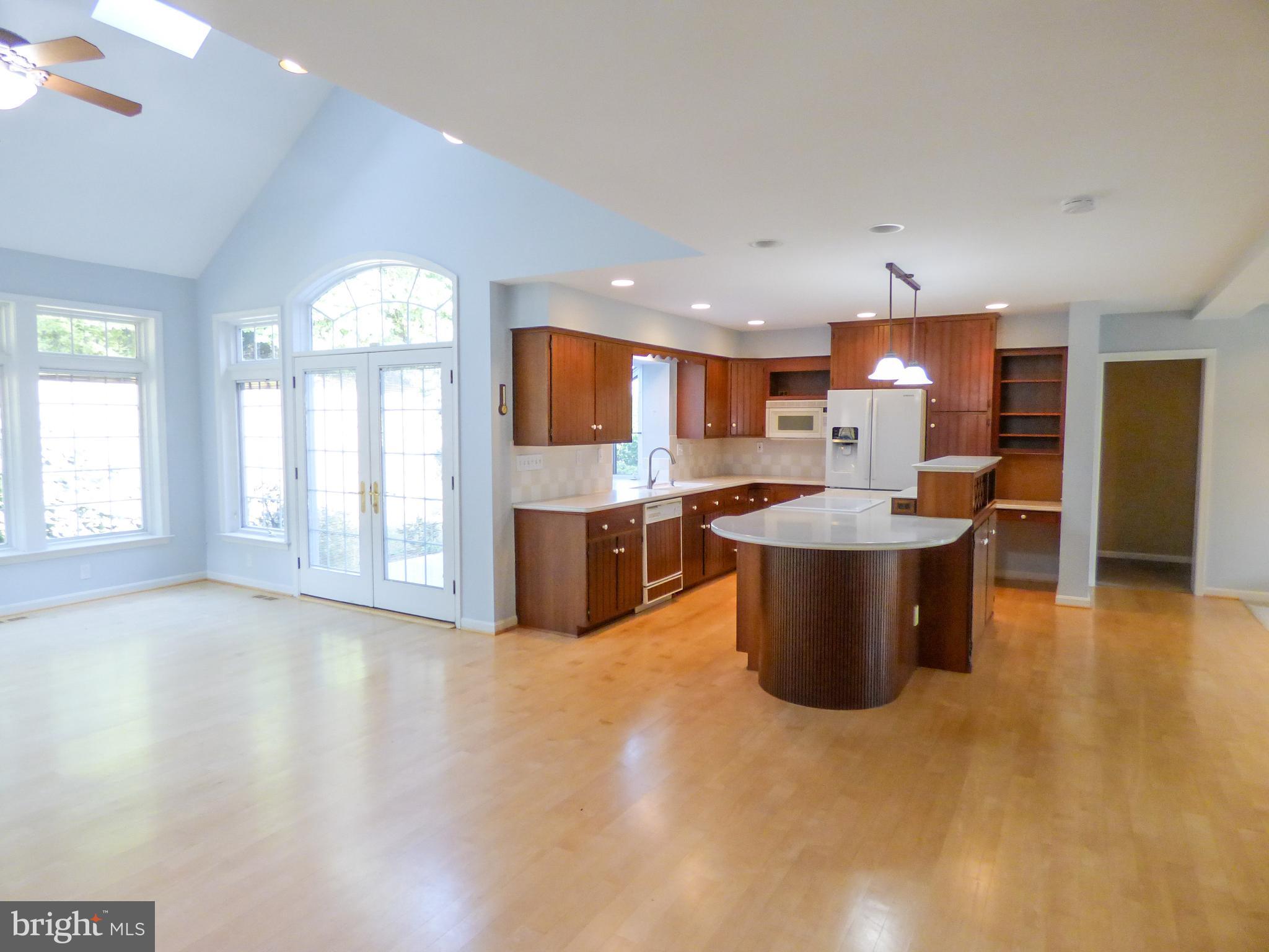 ARLINGTON WEST - Residential