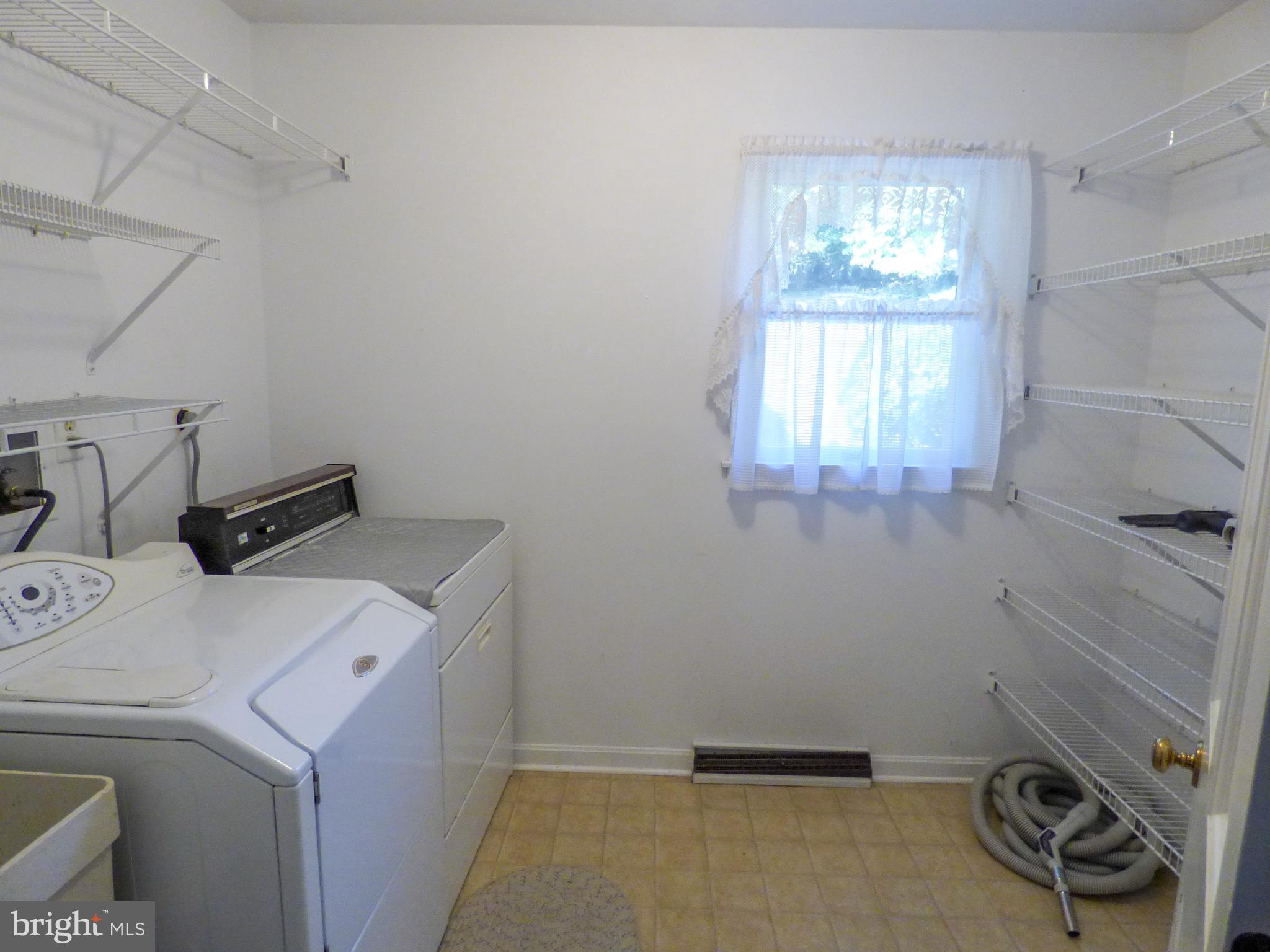 ARLINGTON WEST - Residential