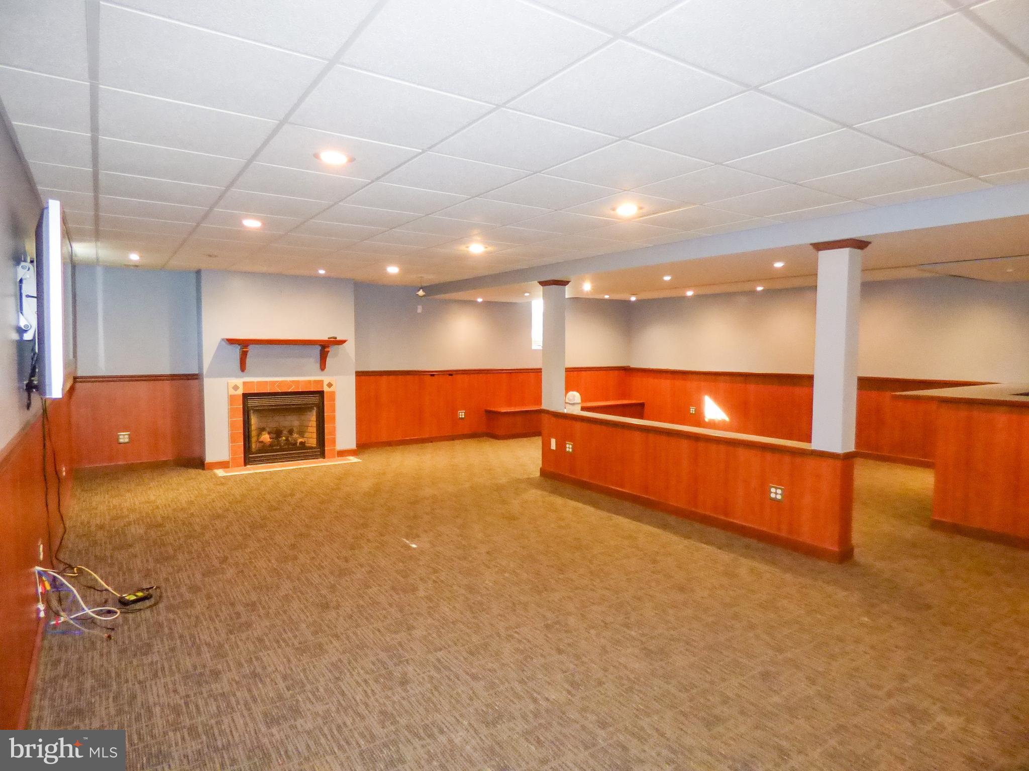 ARLINGTON WEST - Residential