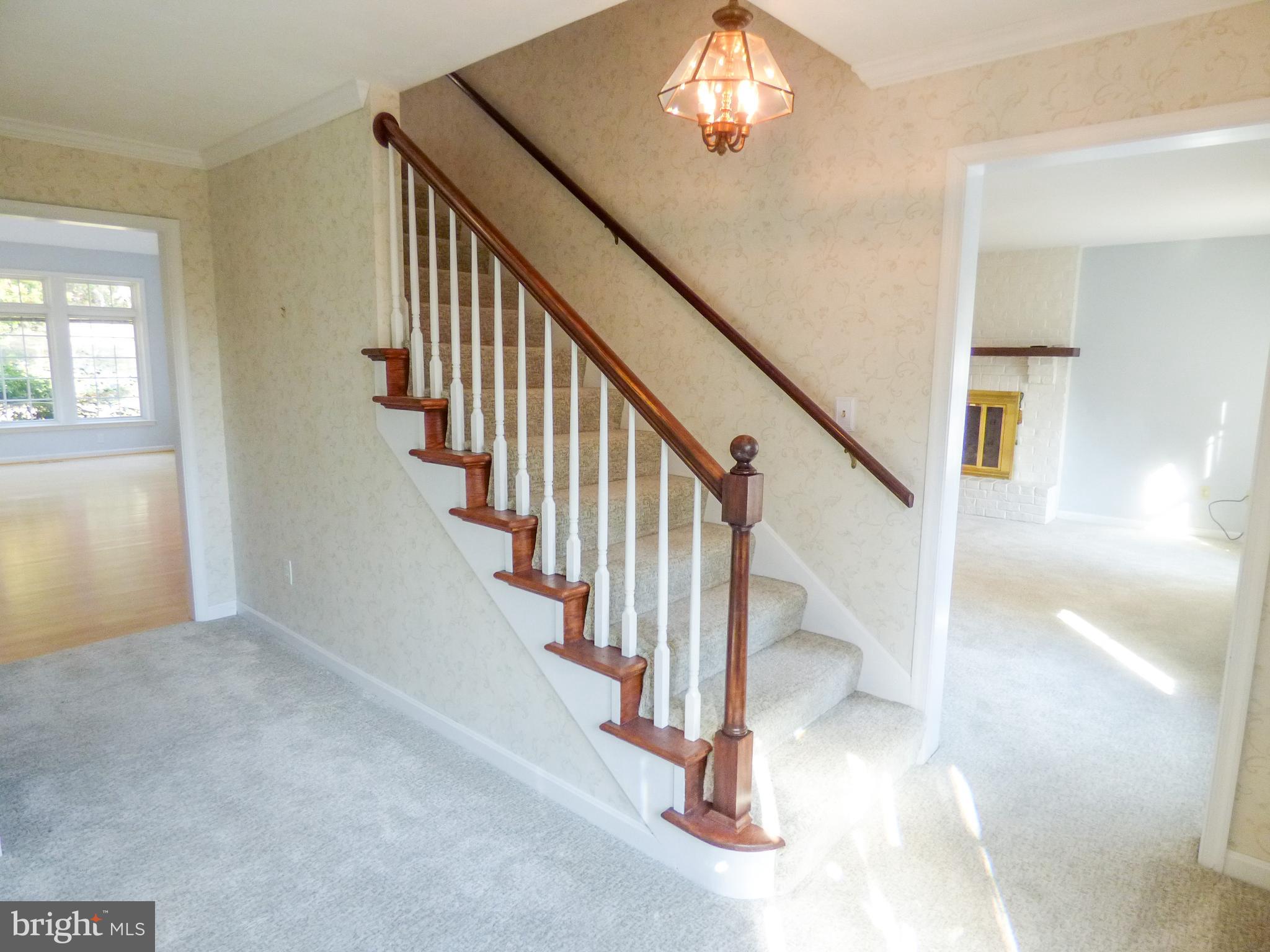 ARLINGTON WEST - Residential