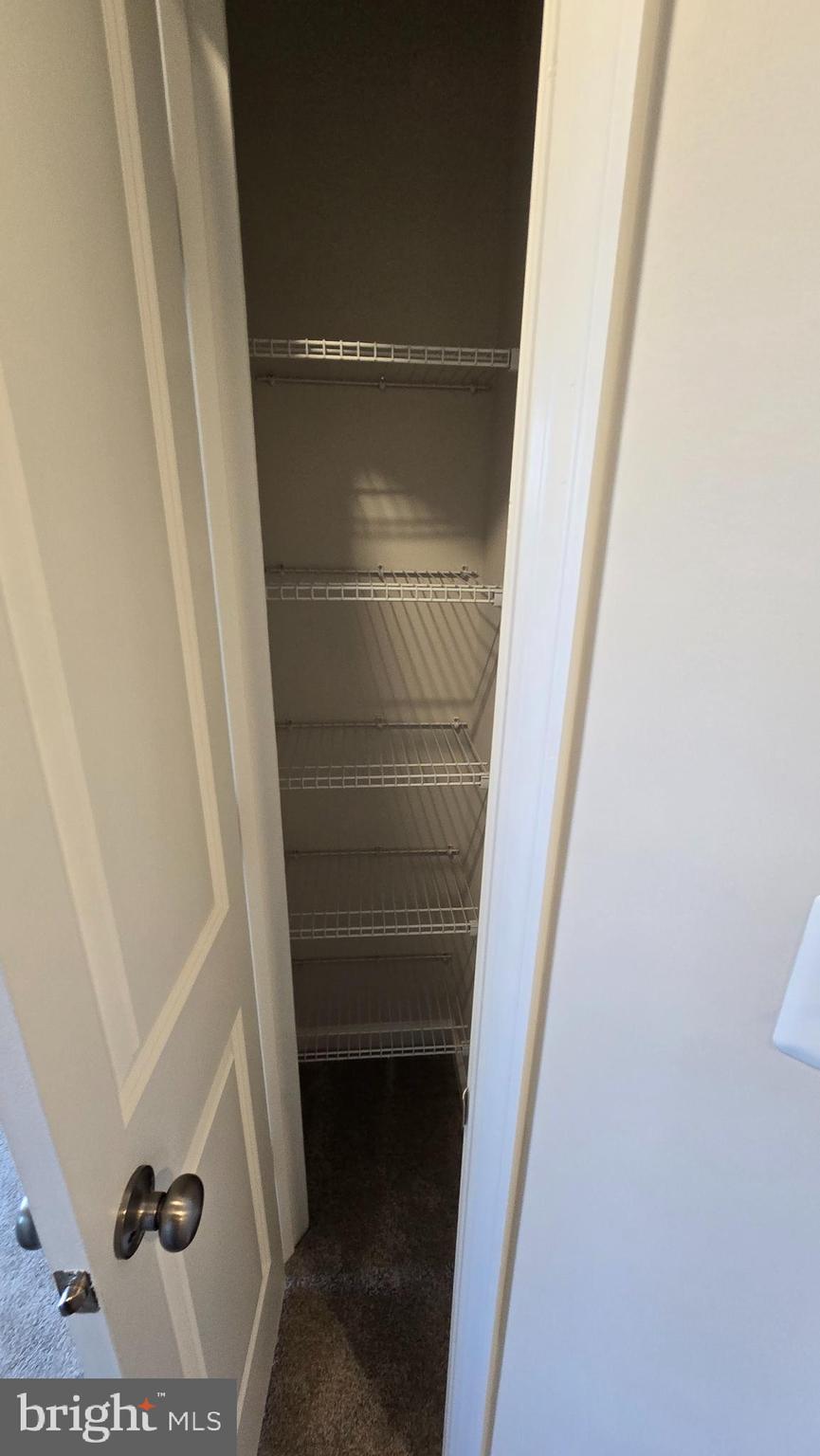 RED CLOVER MEADOWS - Residential Lease