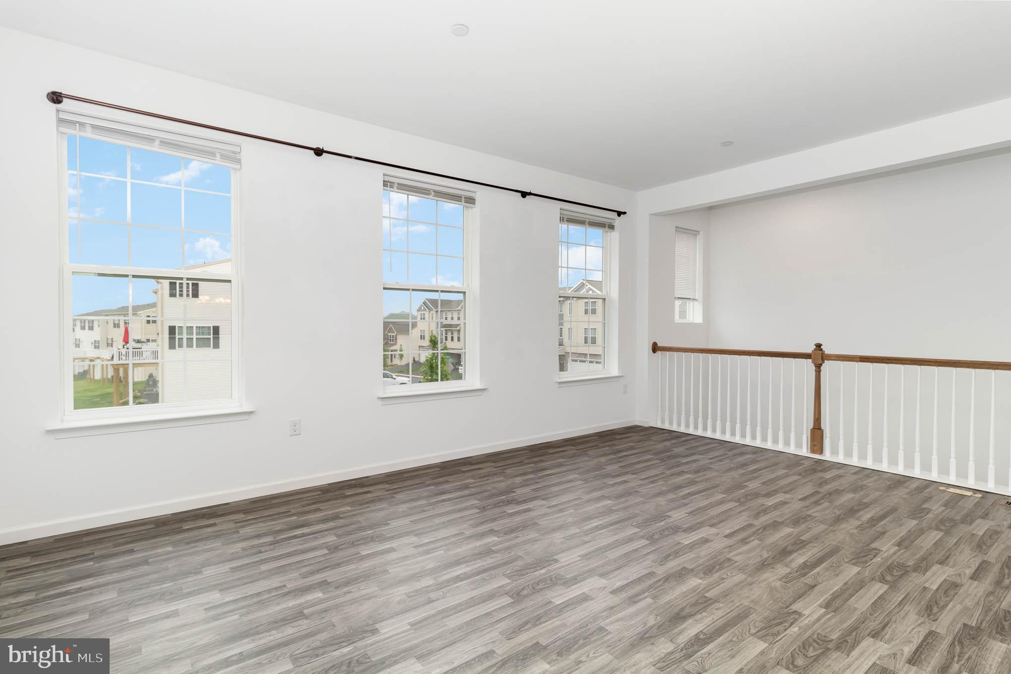 HANBURY COURT - Residential Lease