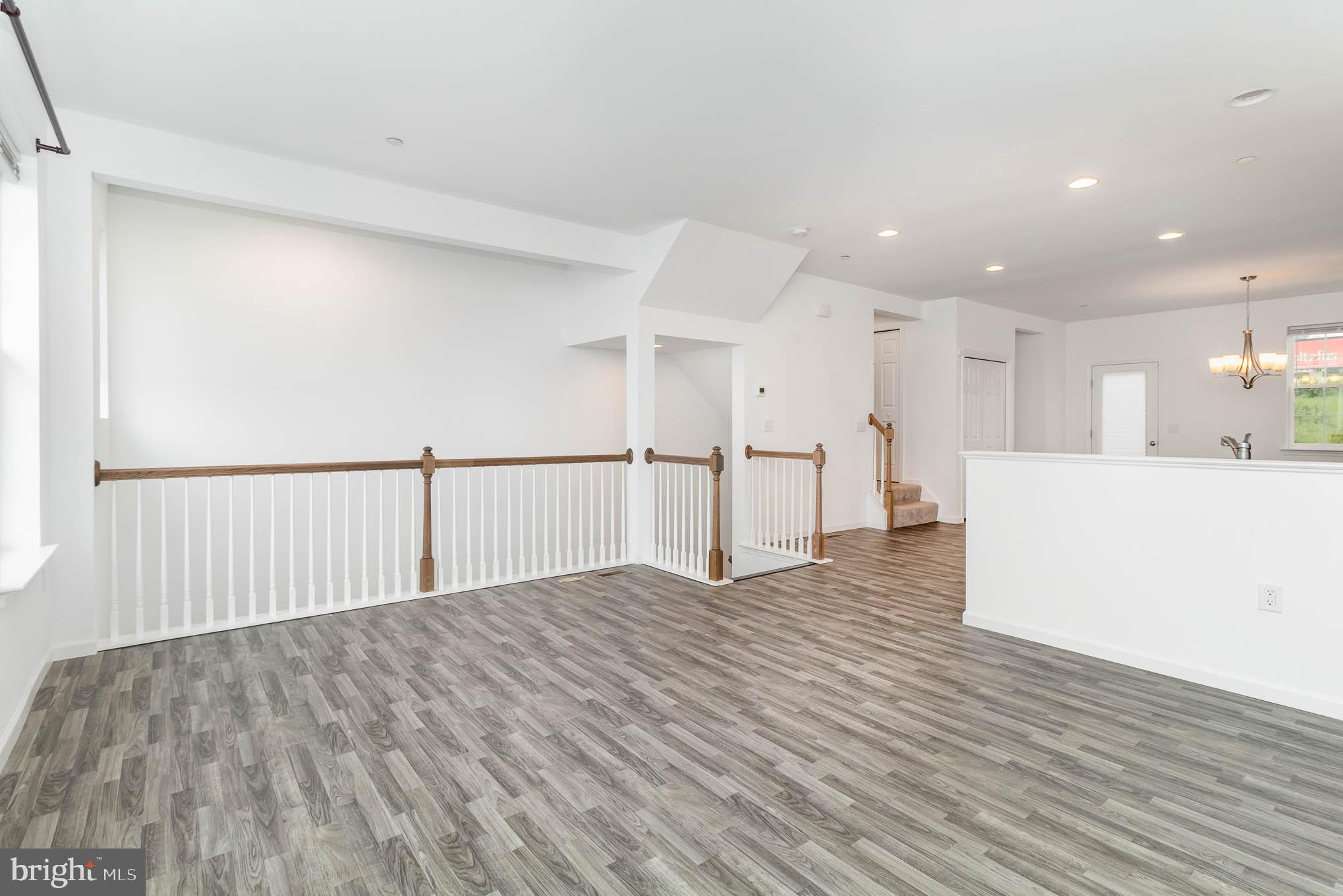 HANBURY COURT - Residential Lease