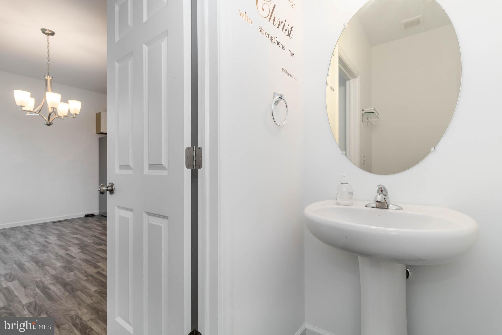 HANBURY COURT - Residential Lease