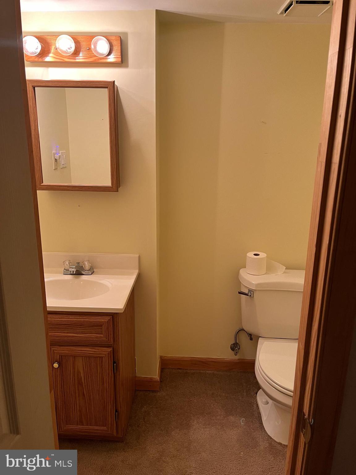 WINDY KNOLL - Residential