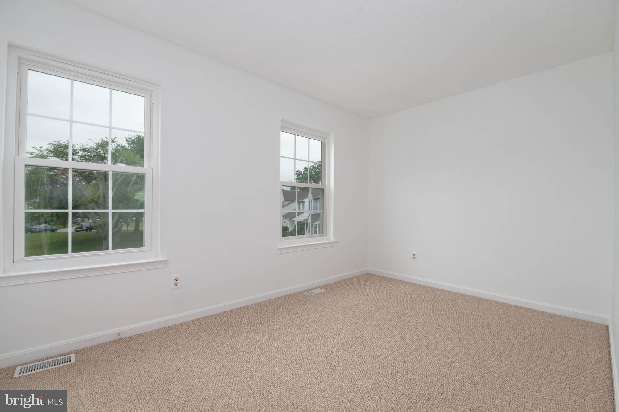 RIVERSIDE - Residential