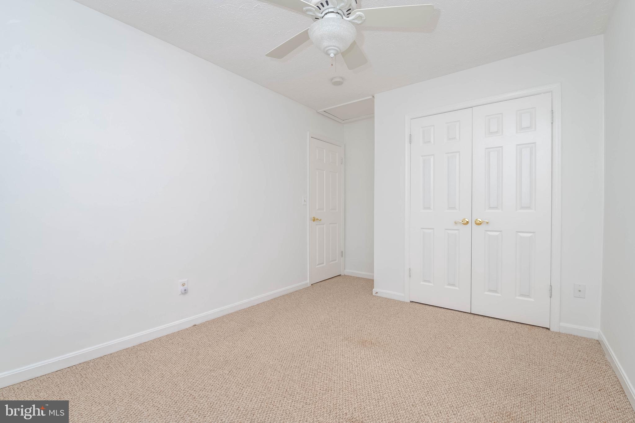 RIVERSIDE - Residential