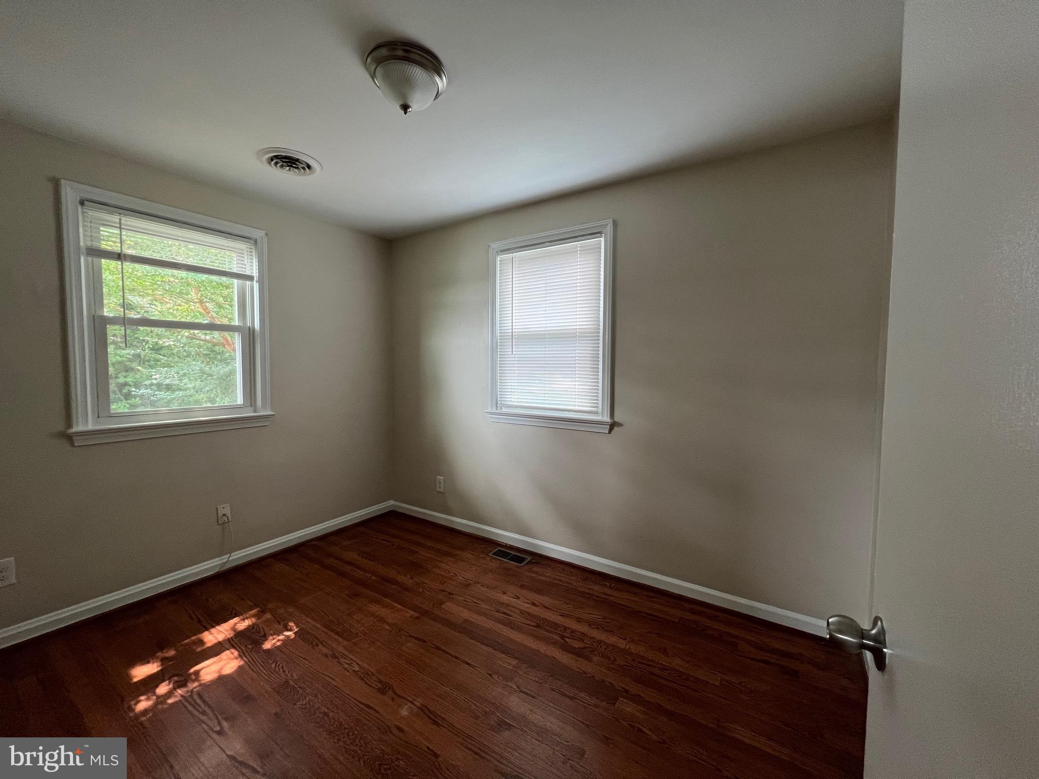 GLEN ISLE - Residential Lease