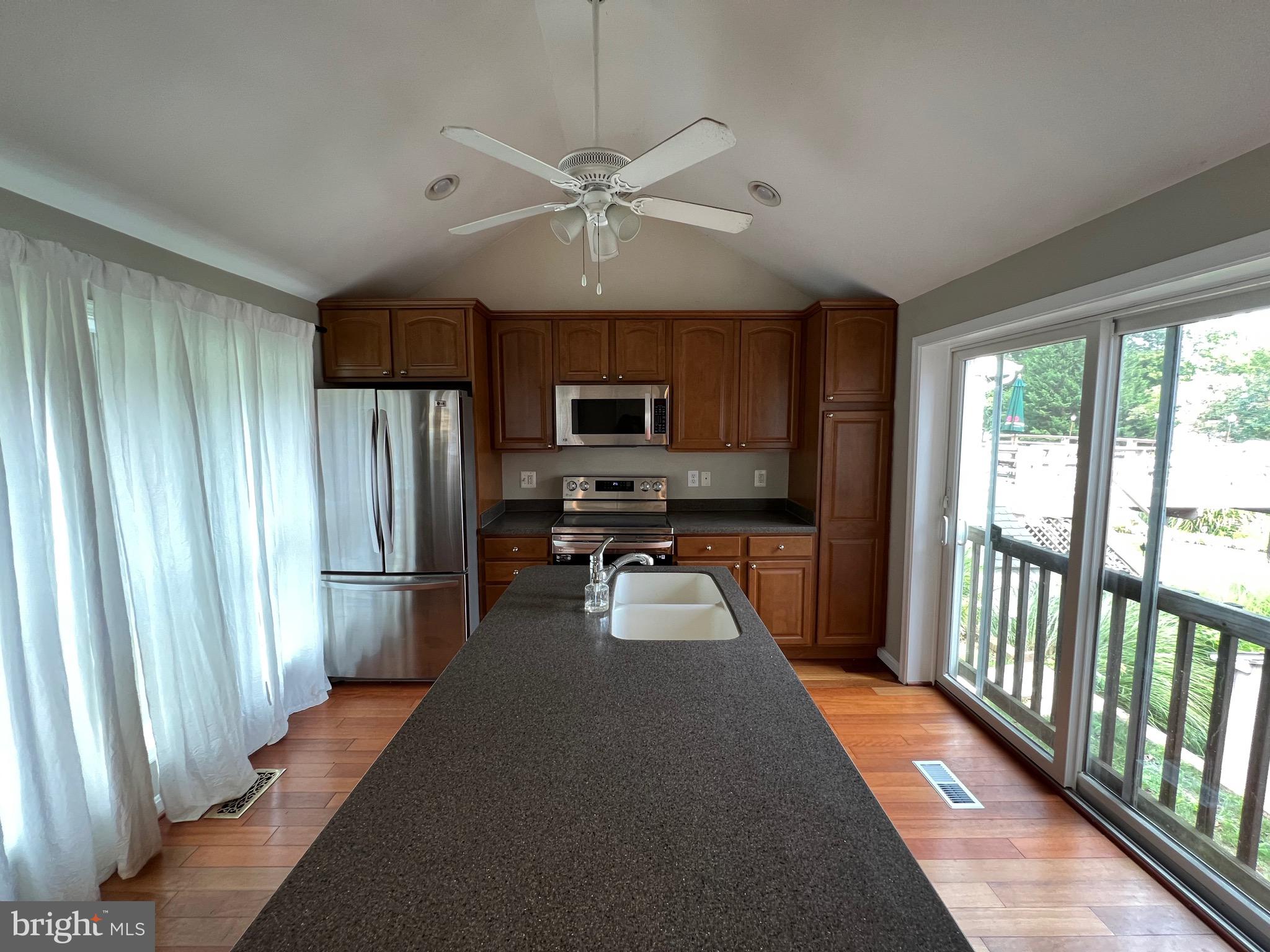 GLEN ISLE - Residential Lease