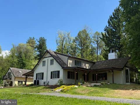 Homes For Sale - 848 White Oak Lane<br/> Berks County, LEESPORT, PA 19533