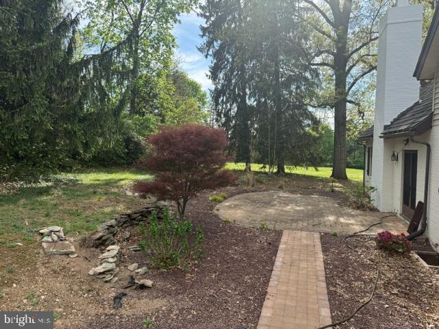WHITE OAKS - Residential