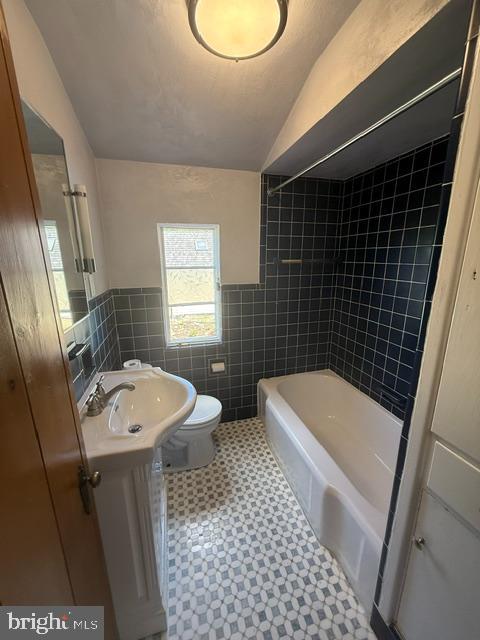 WHITE OAKS - Residential