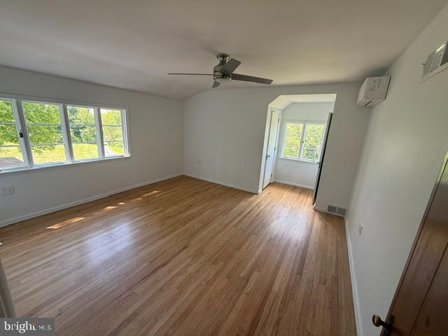 WHITE OAKS - Residential