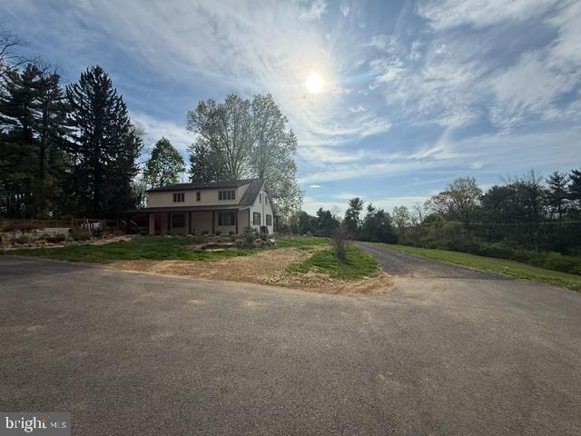 WHITE OAKS - Residential