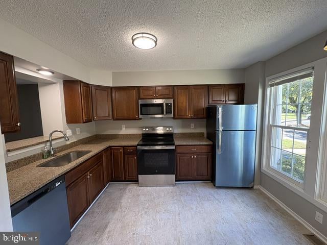 7 LIBERTY HEIGHTS COURT