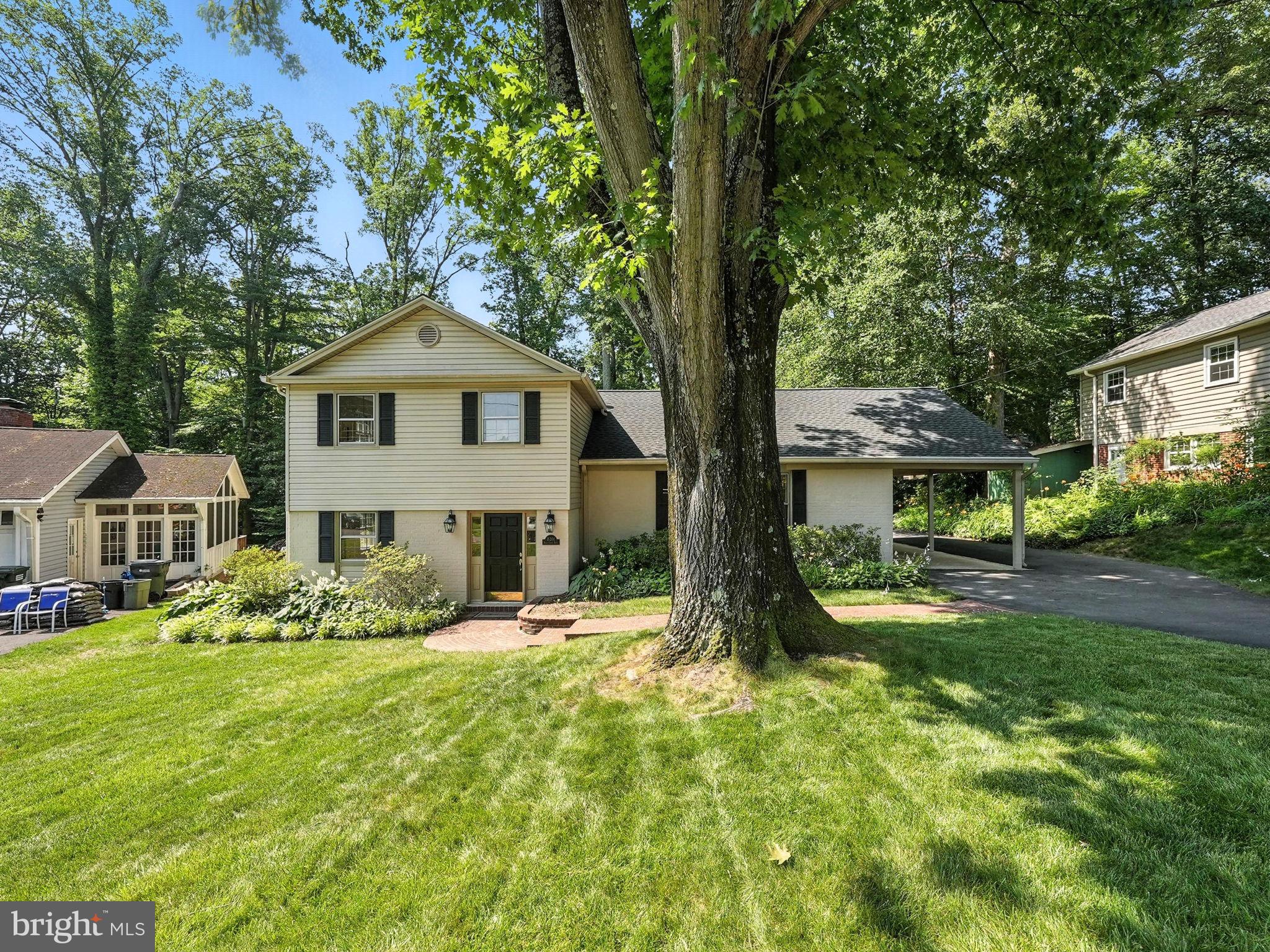8201 BRIAR CREEK DRIVE