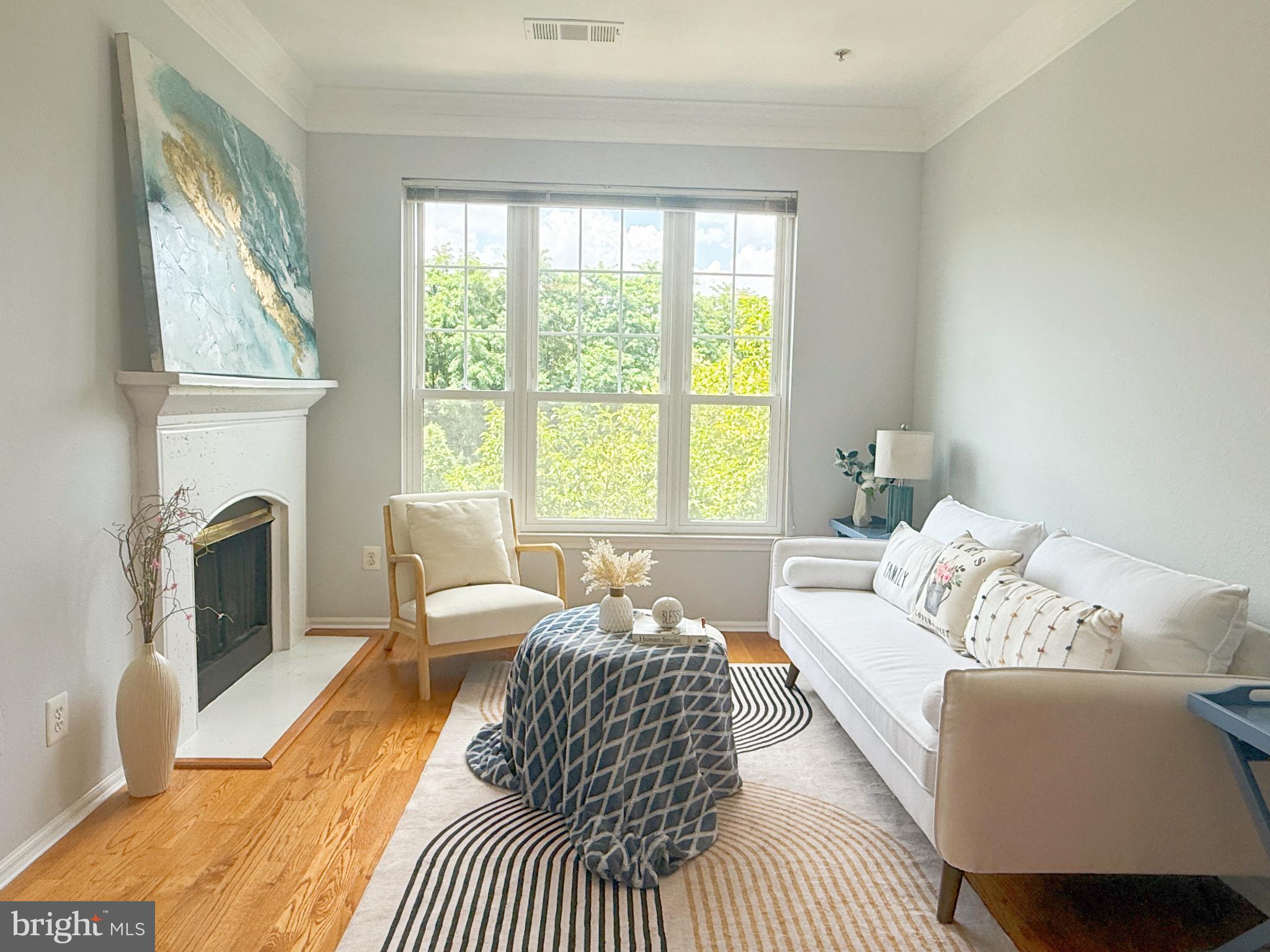 GATES OF MCLEAN - Residential