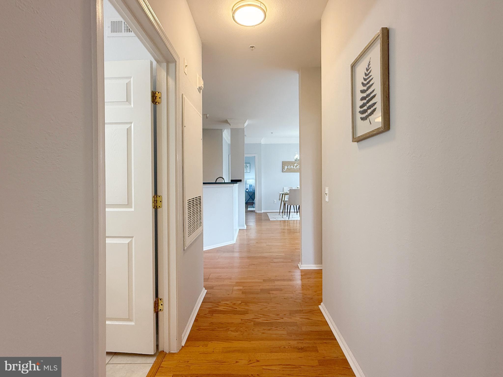 GATES OF MCLEAN - Residential