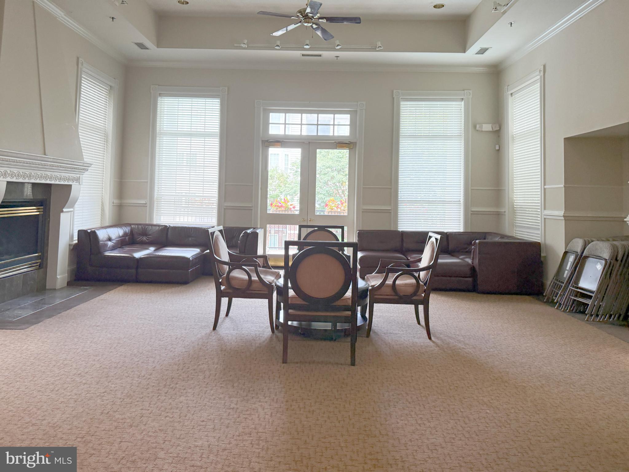 GATES OF MCLEAN - Residential