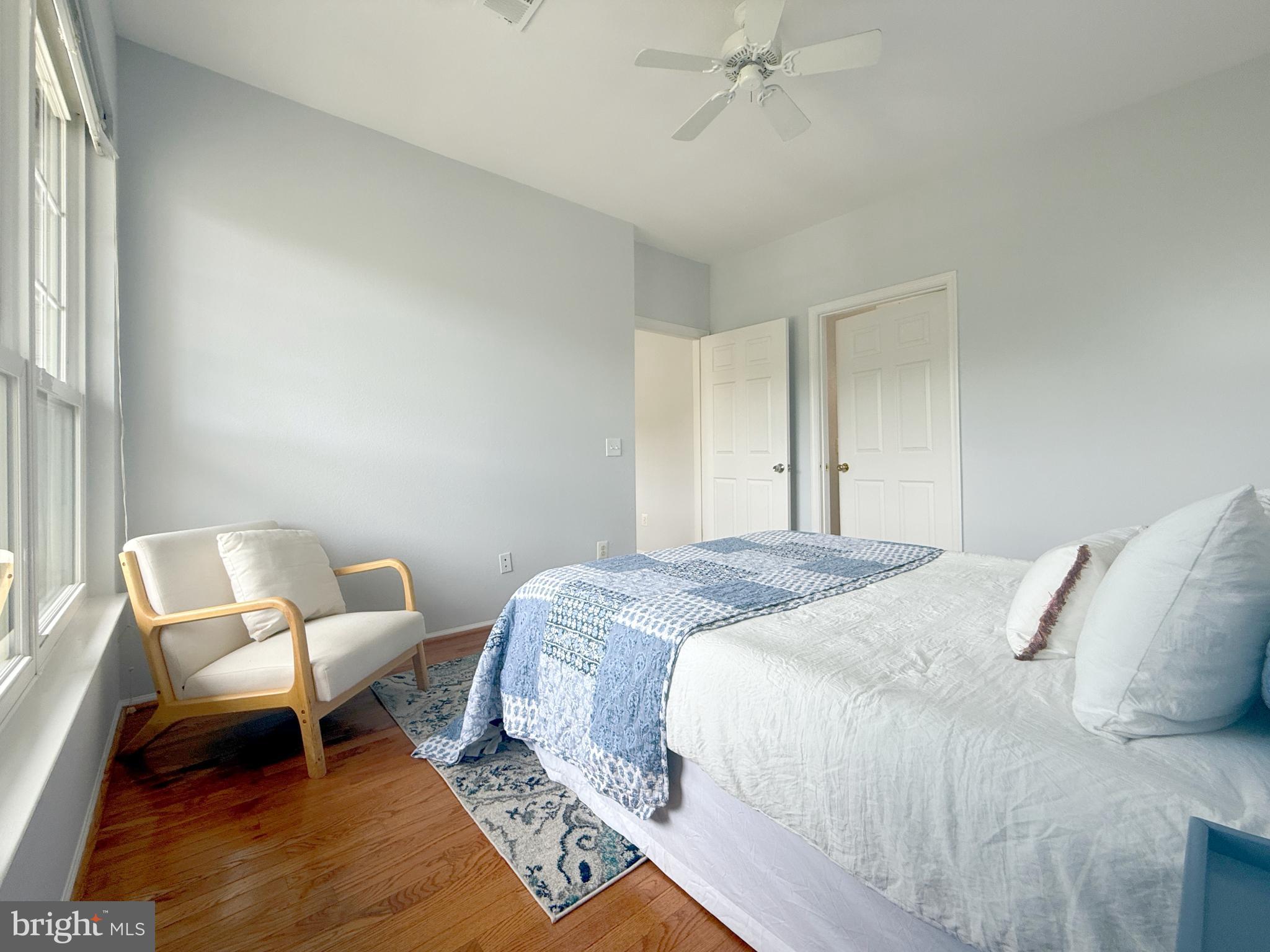 GATES OF MCLEAN - Residential