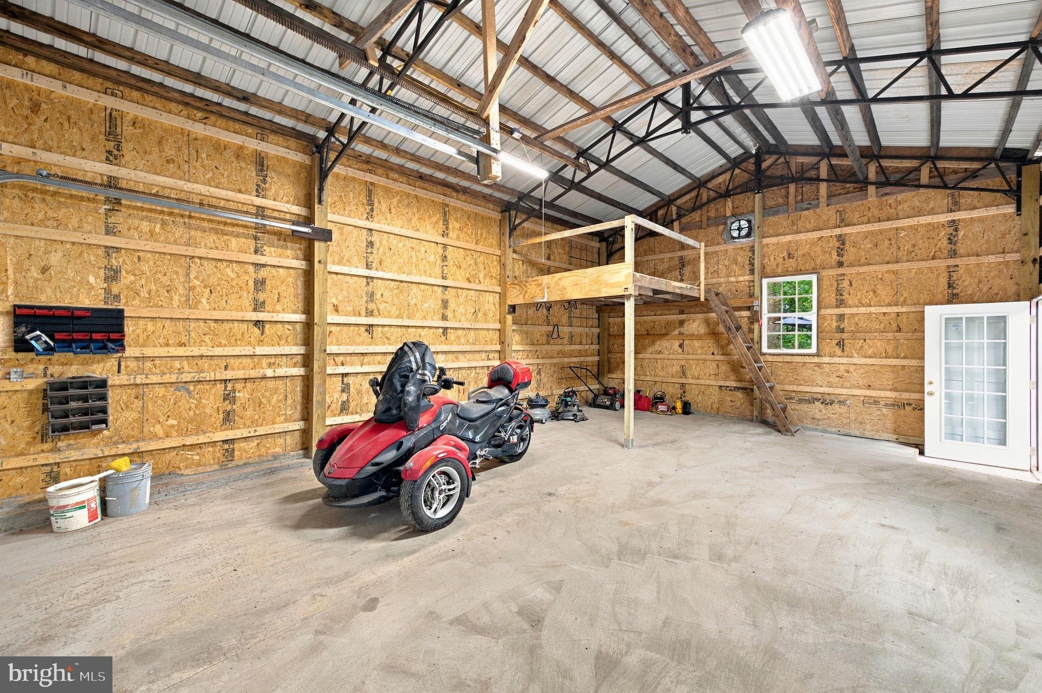 2817 MOUNTAIN VIEW ROAD