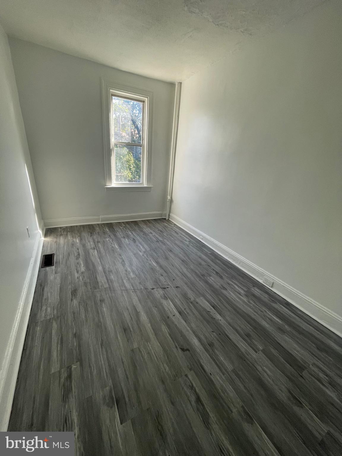 DRUID HILL PARK - Residential Lease