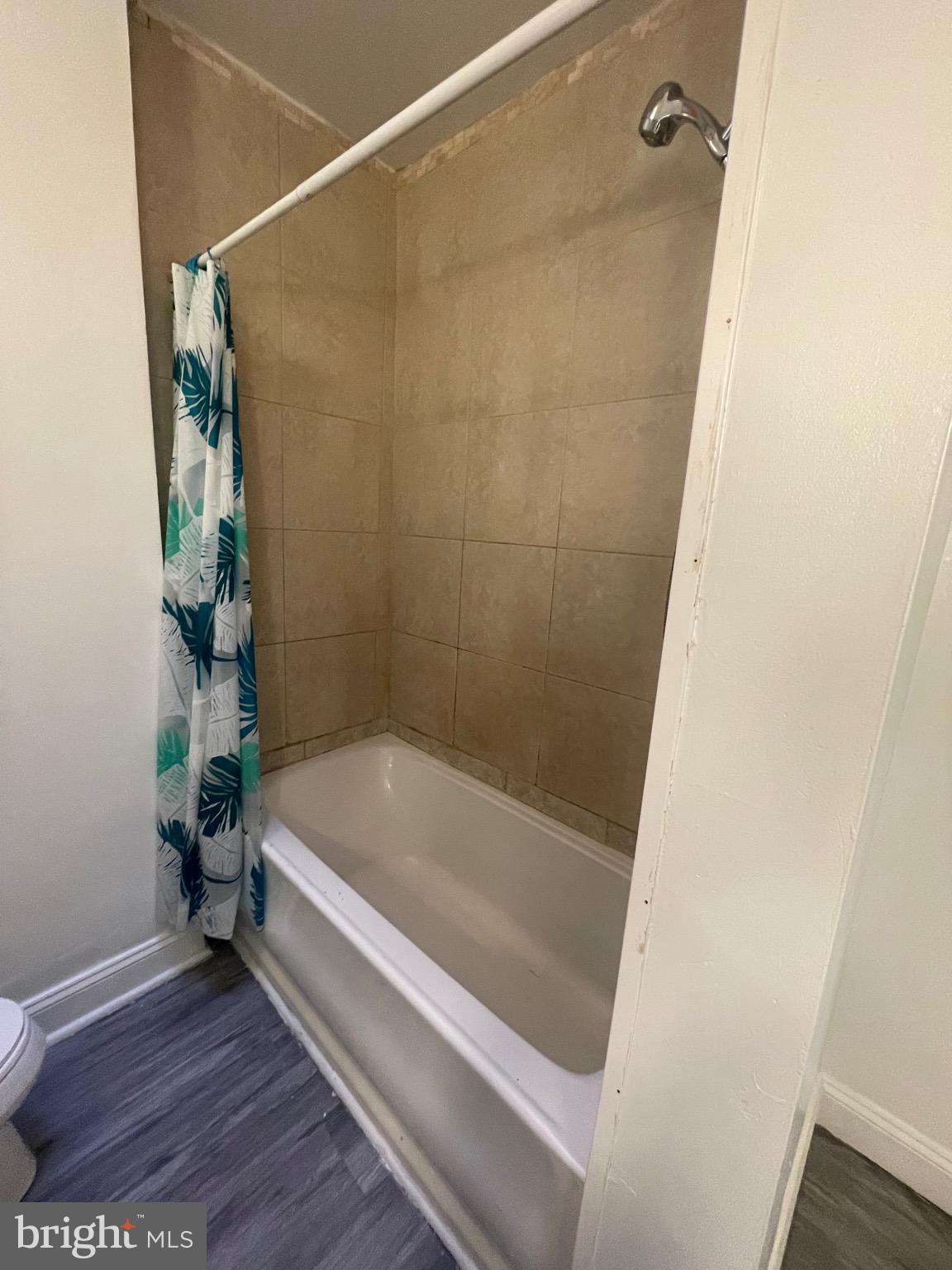 DRUID HILL PARK - Residential Lease