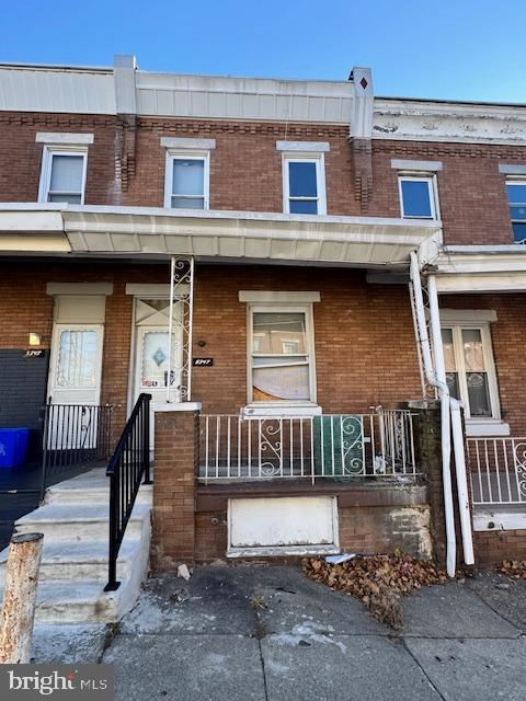 Property Sealed by L&I.... Drive By Only..... Investment Property..... This is an As Is sale.