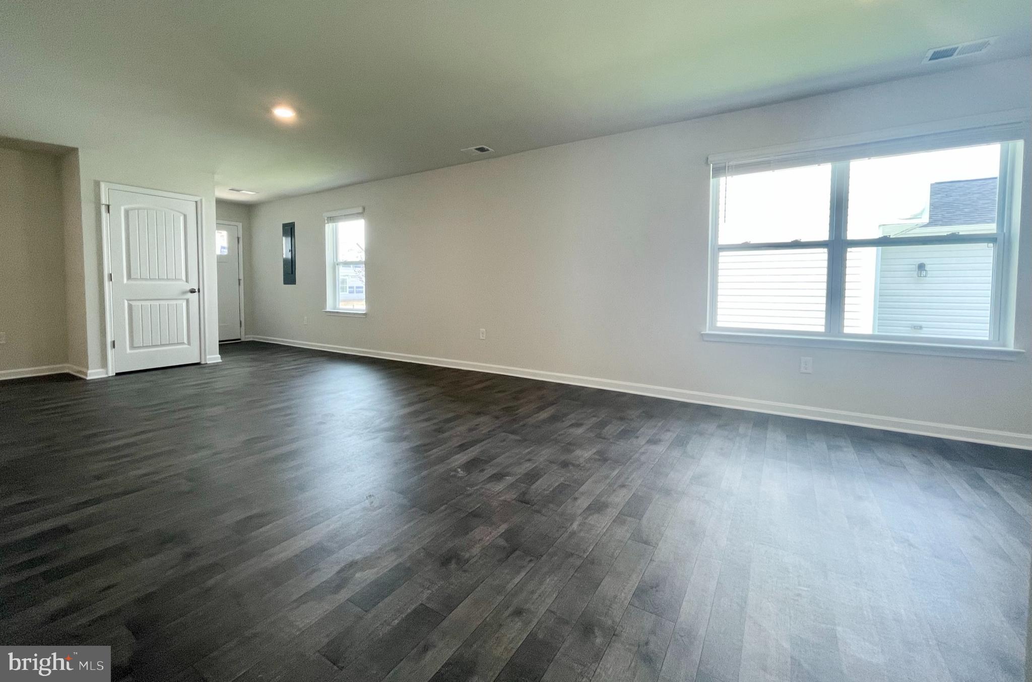 THE GRANARY AT DRAPER FARM - Residential