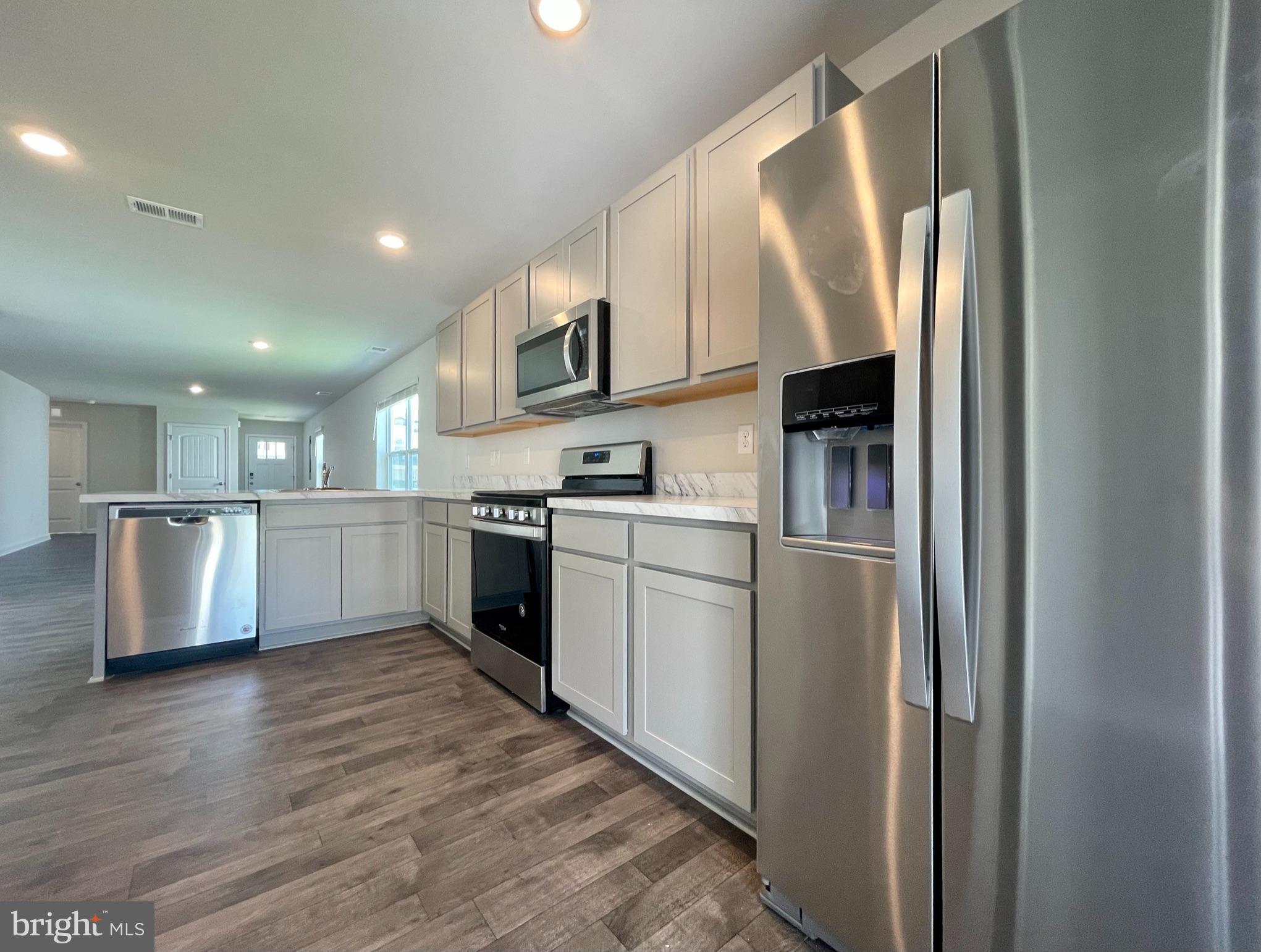 THE GRANARY AT DRAPER FARM - Residential