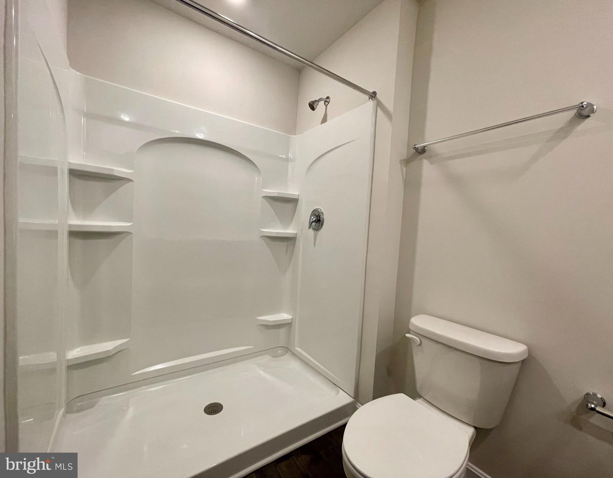 THE GRANARY AT DRAPER FARM - Residential