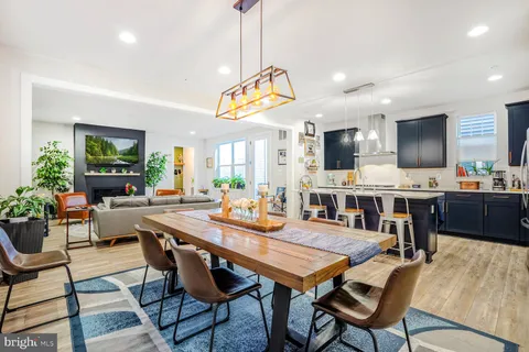 22029 Clarksburg Road, Clarksburg, MD MLS: MDMC2173964