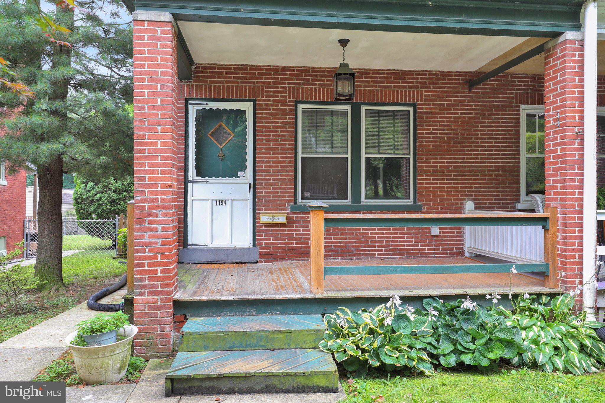 1194 ELM AVENUE