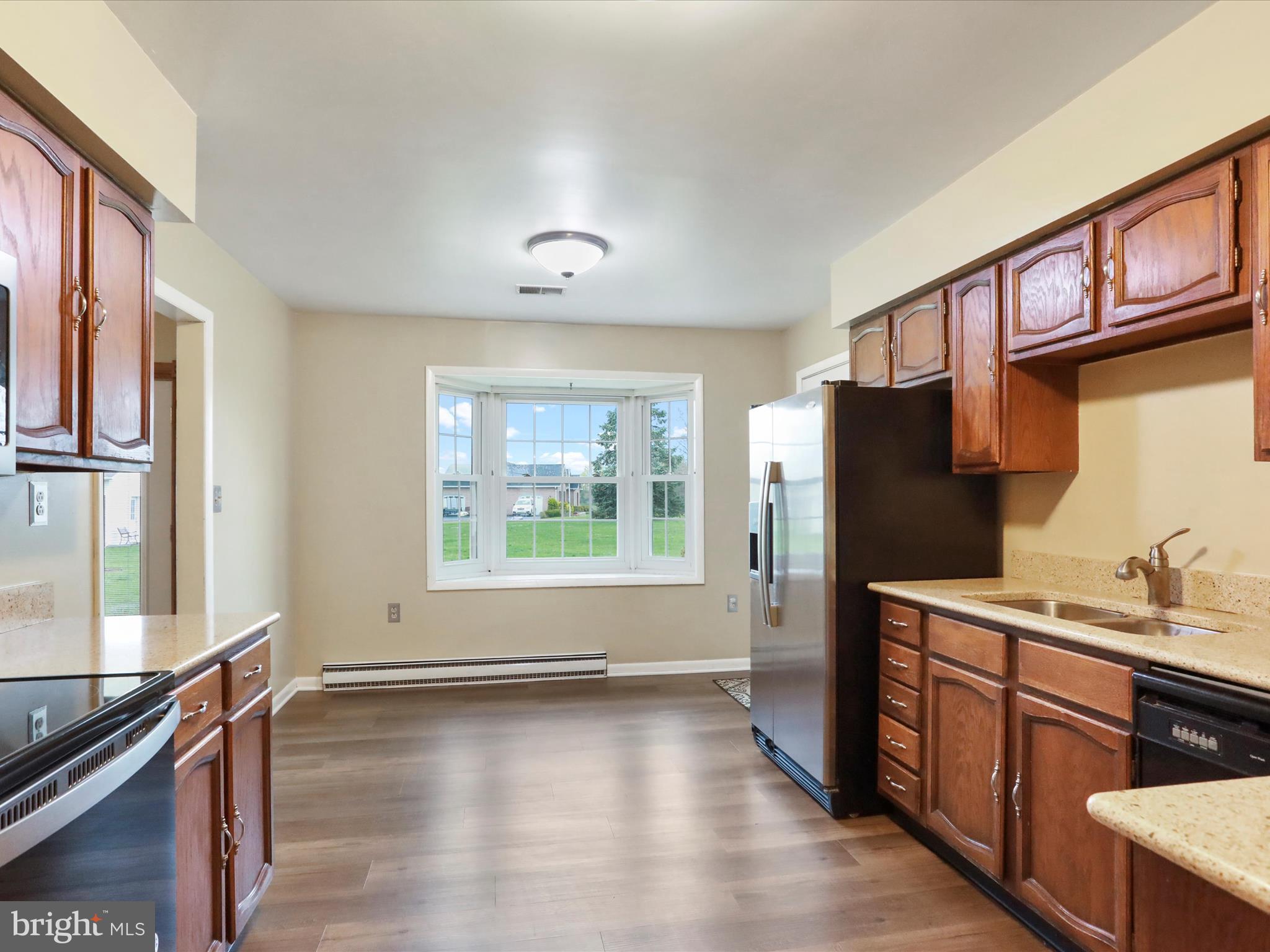 LONE OAK - Residential