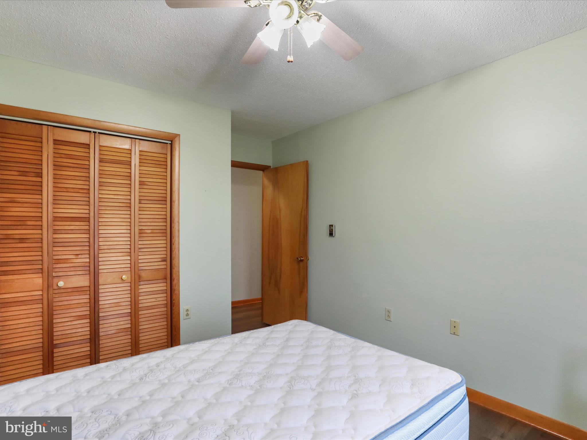 LONE OAK - Residential