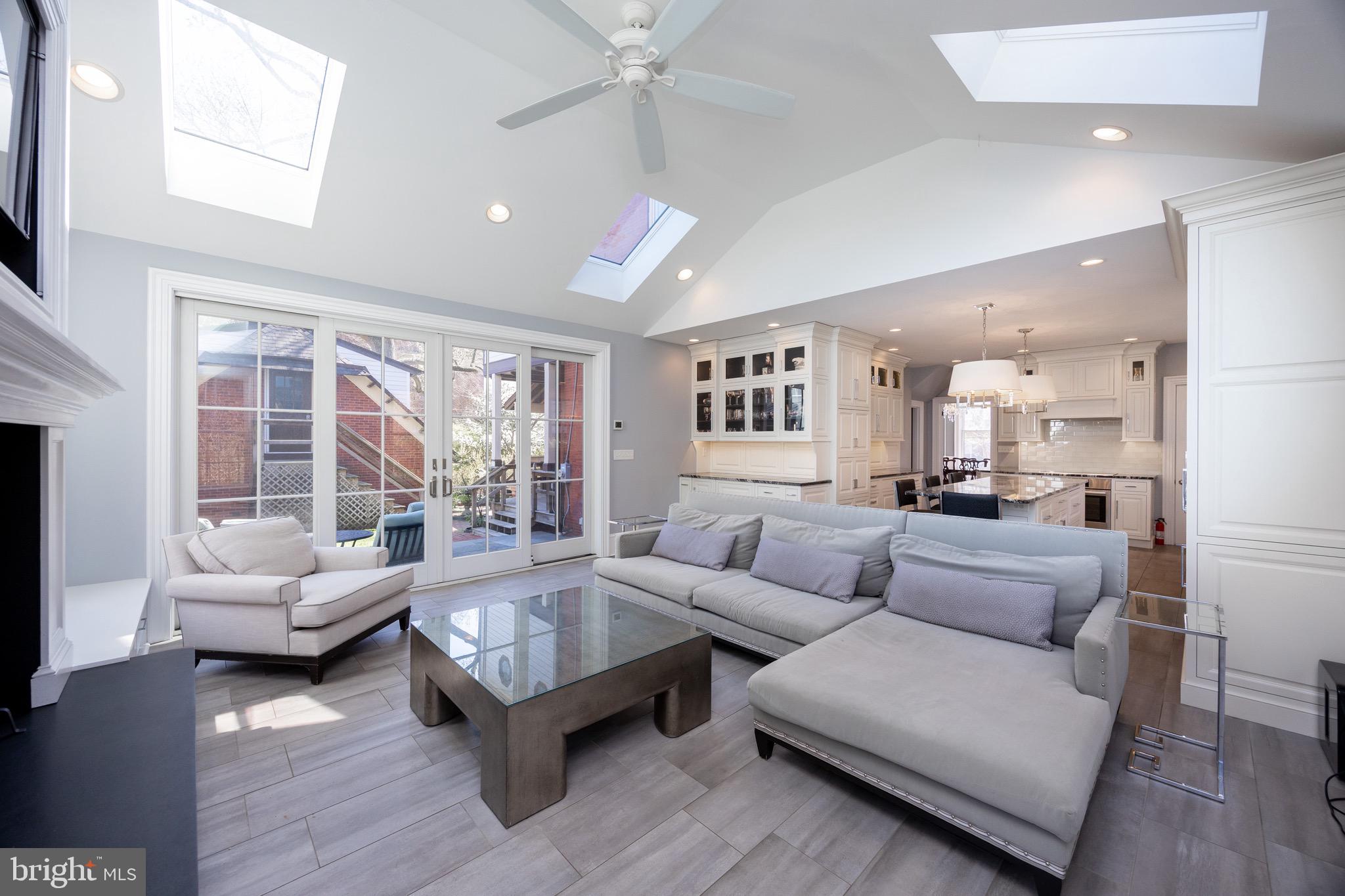 WEST CHESTER BORO - Residential